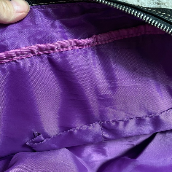 Danier Leather Leather weekender bag - Picture 2 of 10